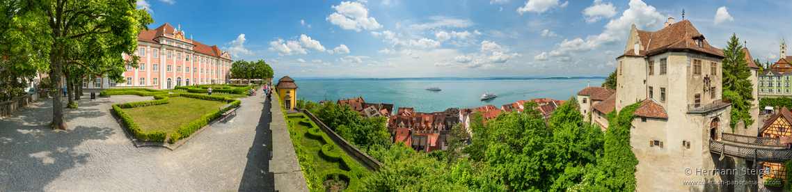 Blick auf Neues Schloss, die Burg und den Bodensee Blick auf Neues Schloss, die Burg und den Bodensee