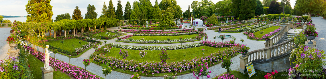Blick auf den Rosengarten