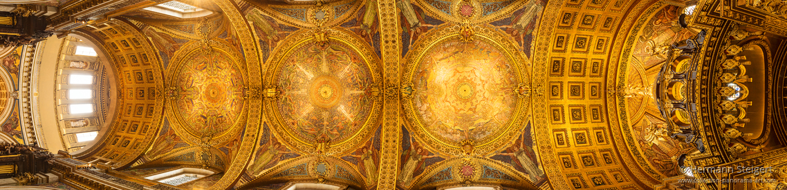 View of the mosaics in the Quire 1