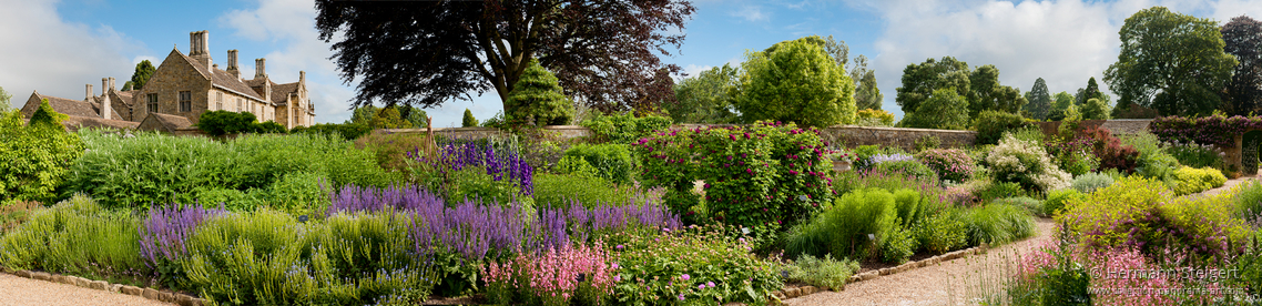 Wakehurst Place 15