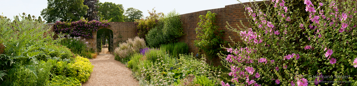 Wakehurst Place 16 Wakehurst Place 16