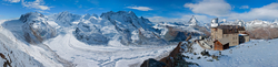 Gornergrat mit Blick auf Gornergletscher, 3100 Kulmhotel Gornergrad und Matterhorn